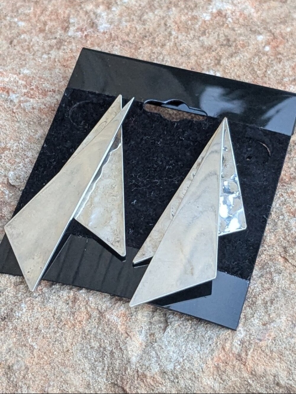 925 Sterling Silver Hammer-flat Triangle Earrings